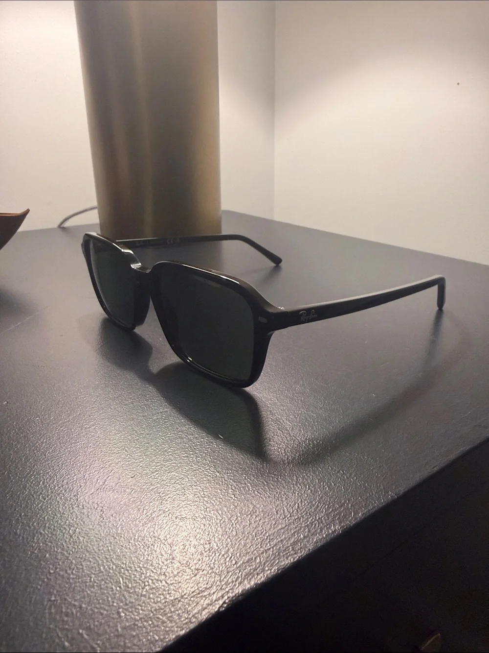 Ray-Ban Black Frame with Dark Green Lenses Men's Sunglasses - Classic Square